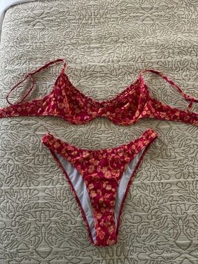 'Italian Summer' Ruffled Up Underwire Top and High Cut Cheeky Bottoms